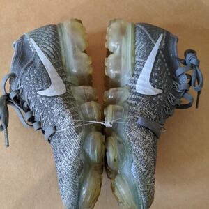 Nike vapormax grey size 5.5